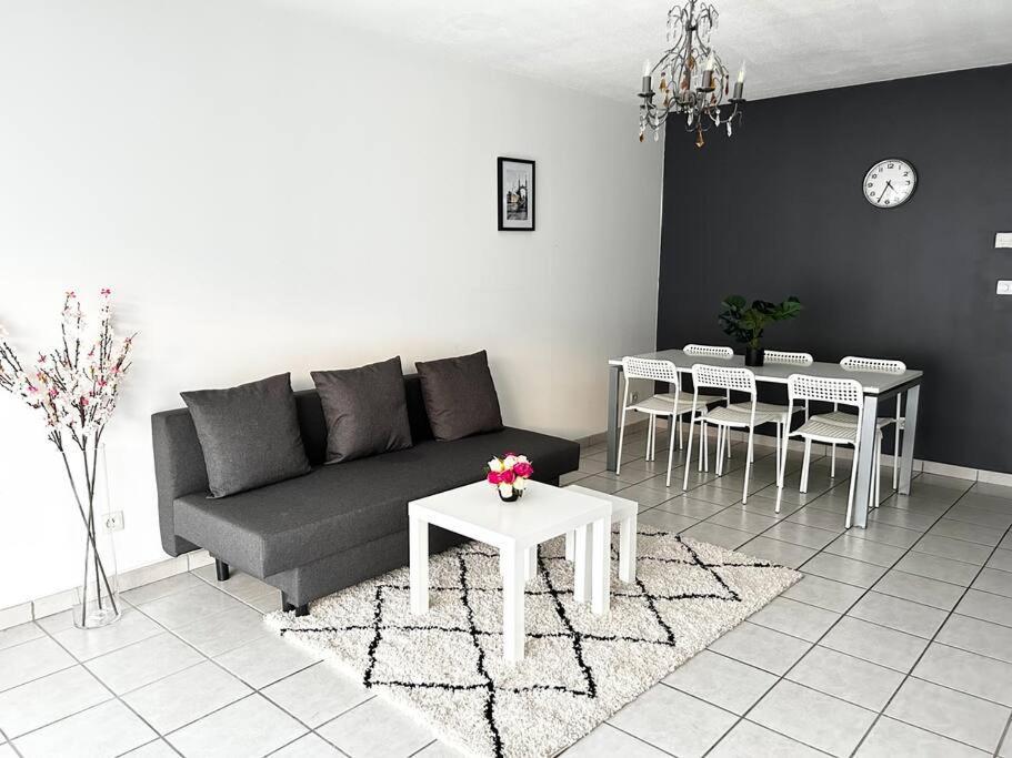 Agreable Proche Du Metro Apartment Lyon