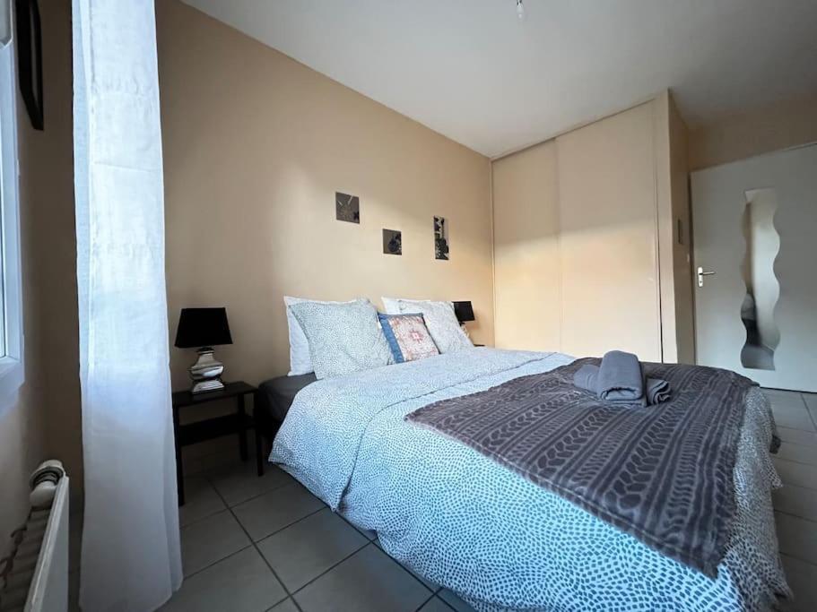 Apartment Agreable Proche Du Metro Lyon