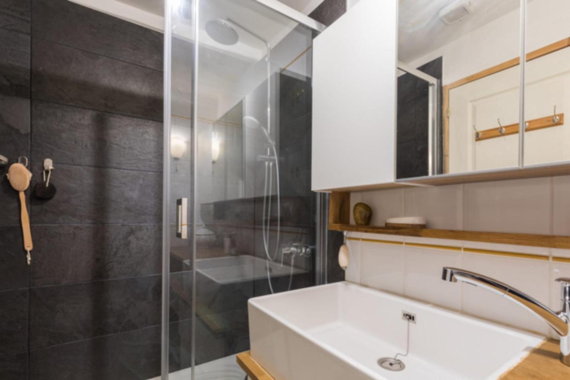 Charming Two-bedroom Duplex Saxe Gambetta Lyon