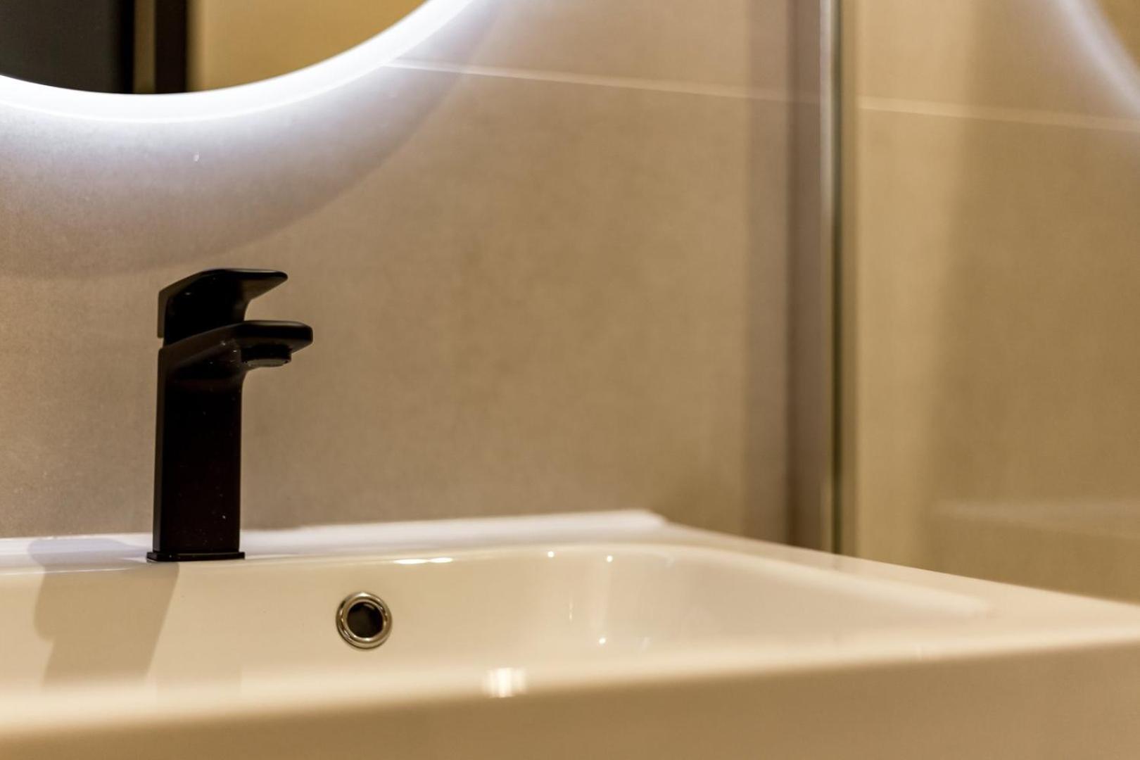 The Incredible Moulin - Brand New 2022 Ail Apartamento