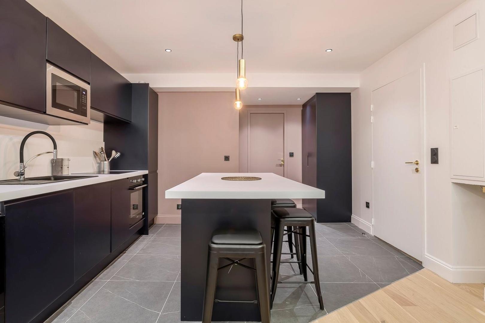Appartement Victor Hugo 1 : Bel T2 Neuf *