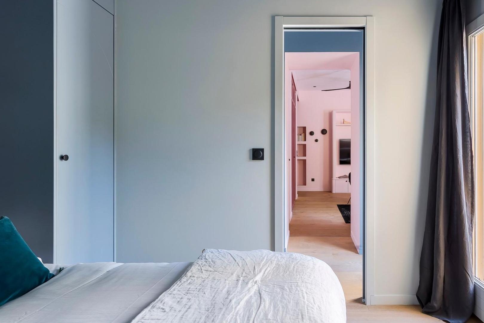 Overlooking Fourviere Balcony Apartment *