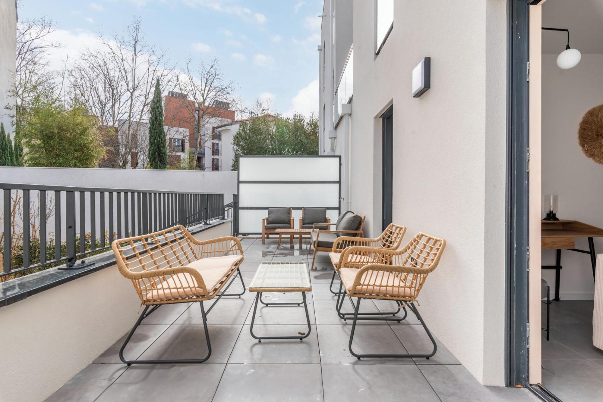 Les Cocons Montchat Apartment