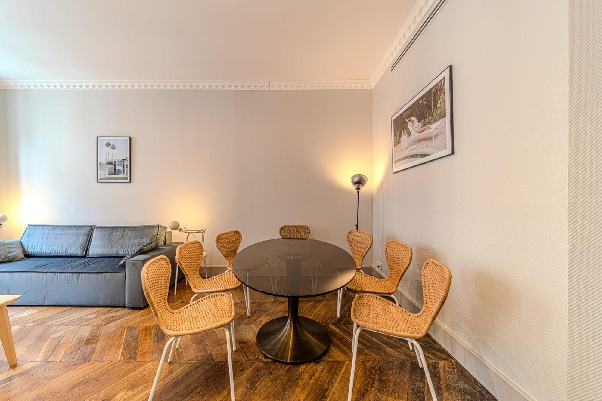 The Grenette Spacious Renovated 8 People Cordeliers Apartment *