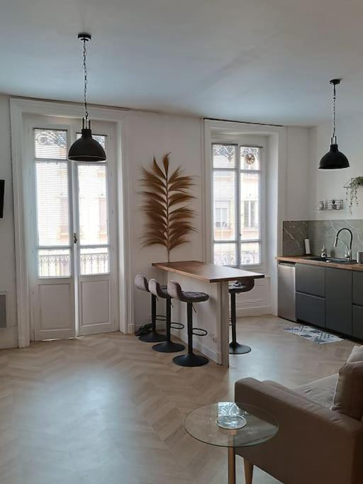 Superbe Proche Part-dieu Apartment