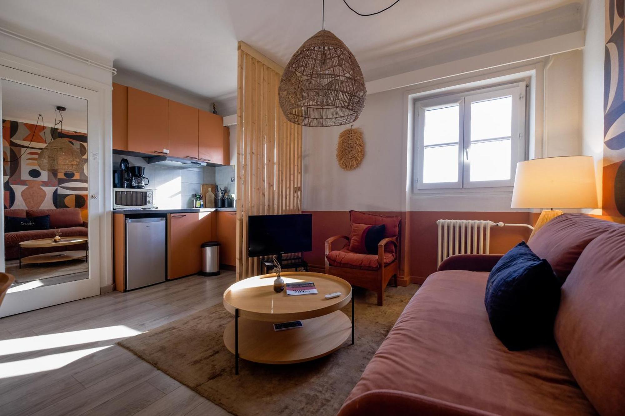 Honore Casamance * Lyon