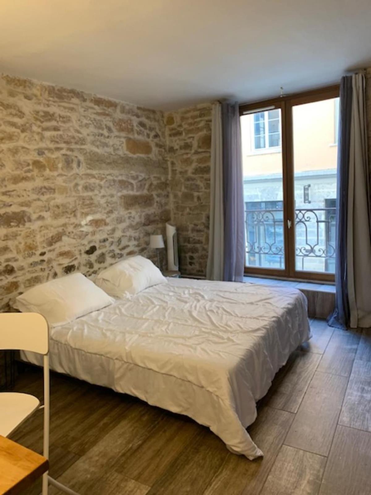 Apartment Cosy Georges For 2 People In Vieux Lyon