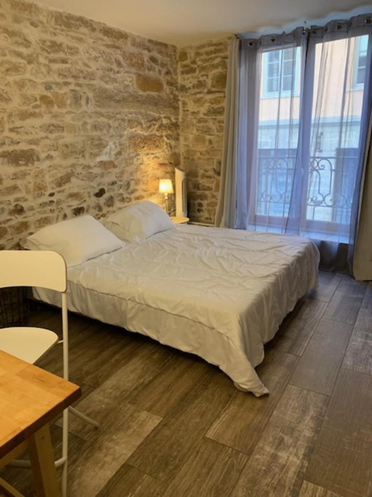 Cosy Georges For 2 People In Vieux * Lyon