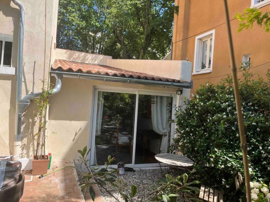 Studio Close Fourviere Very Quiet & Small Terrace * Lyon