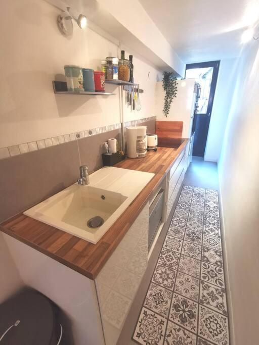 Joli T2 De 37m2 Style Loft Prox Gare Metro * Lyon