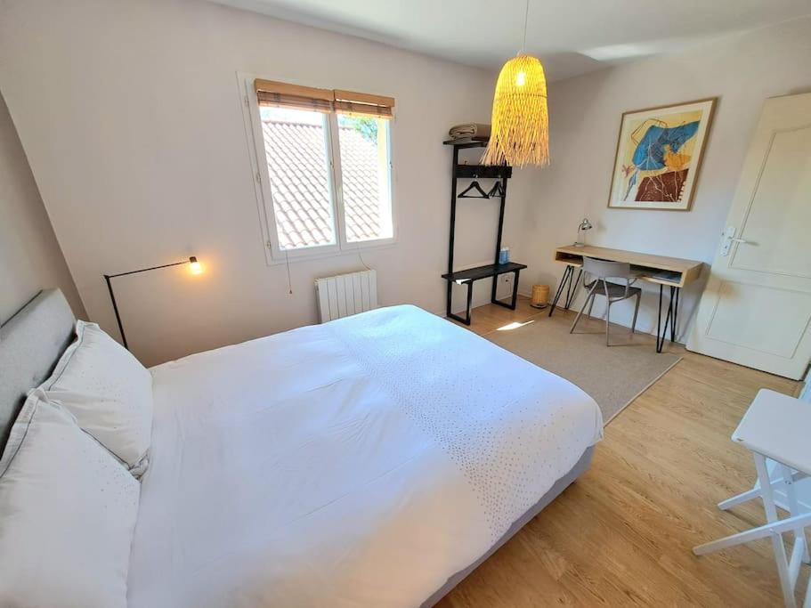 Maison Au Calme . 5ieme Arr . Ouest Lyonnais *