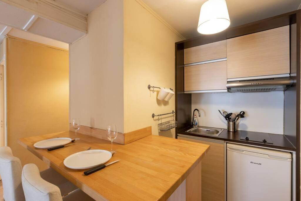 & Le Petit Marronnier / Place Bellecour 2 Apartment