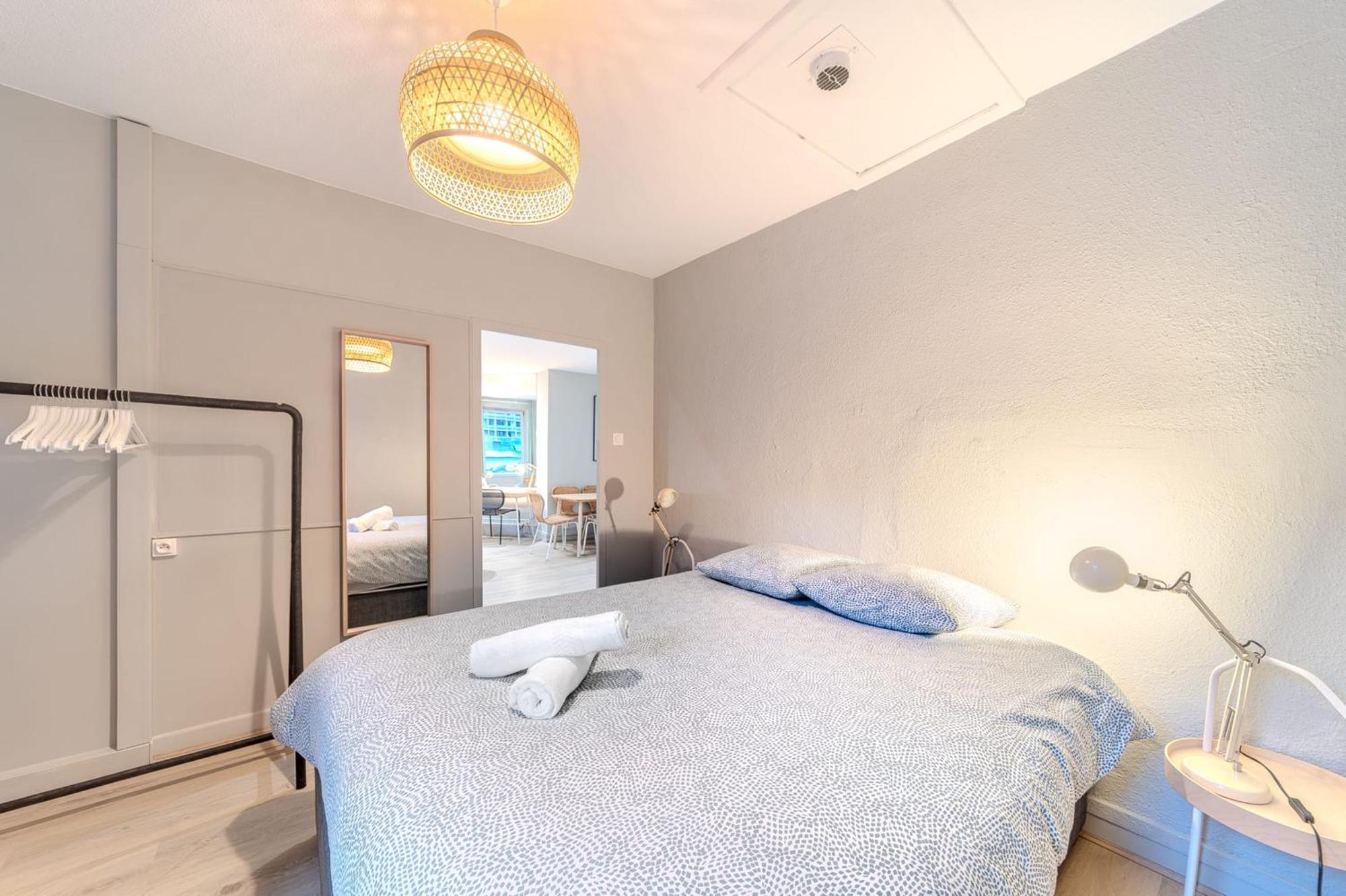 Charming 1-bedroom Across From Halles Paul Bocuse & Part-dieu *