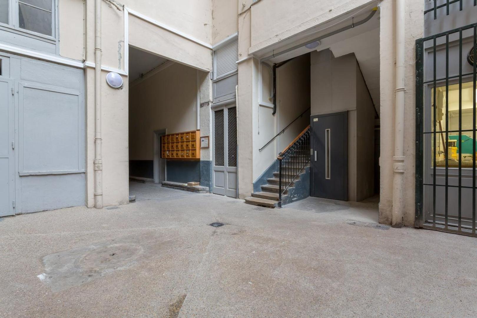 Apartment Patchwork - Location Meuble T2 - Lyon 2