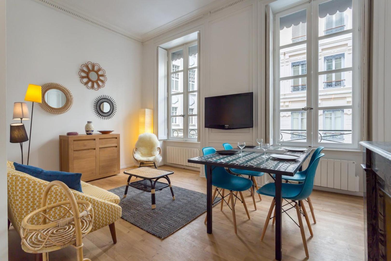 Patchwork - Location Meuble T2 - Lyon 2 Apartment *
