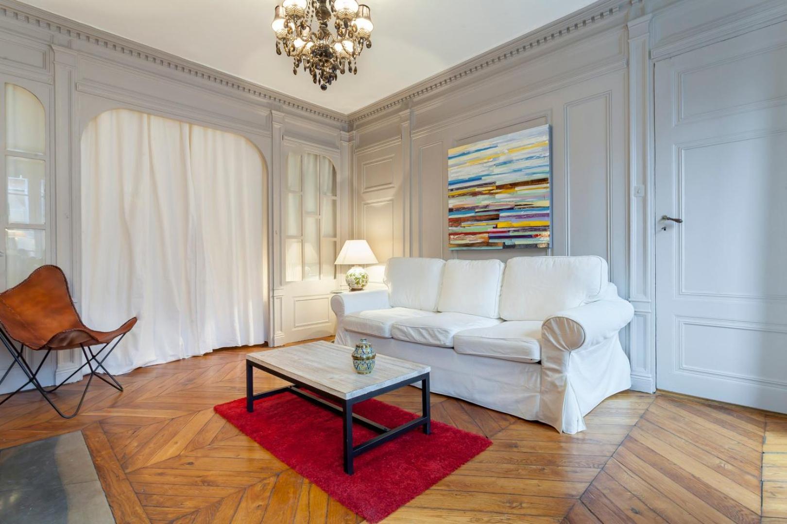 Colombe - Location T2 - Lyon 2 Apartment *