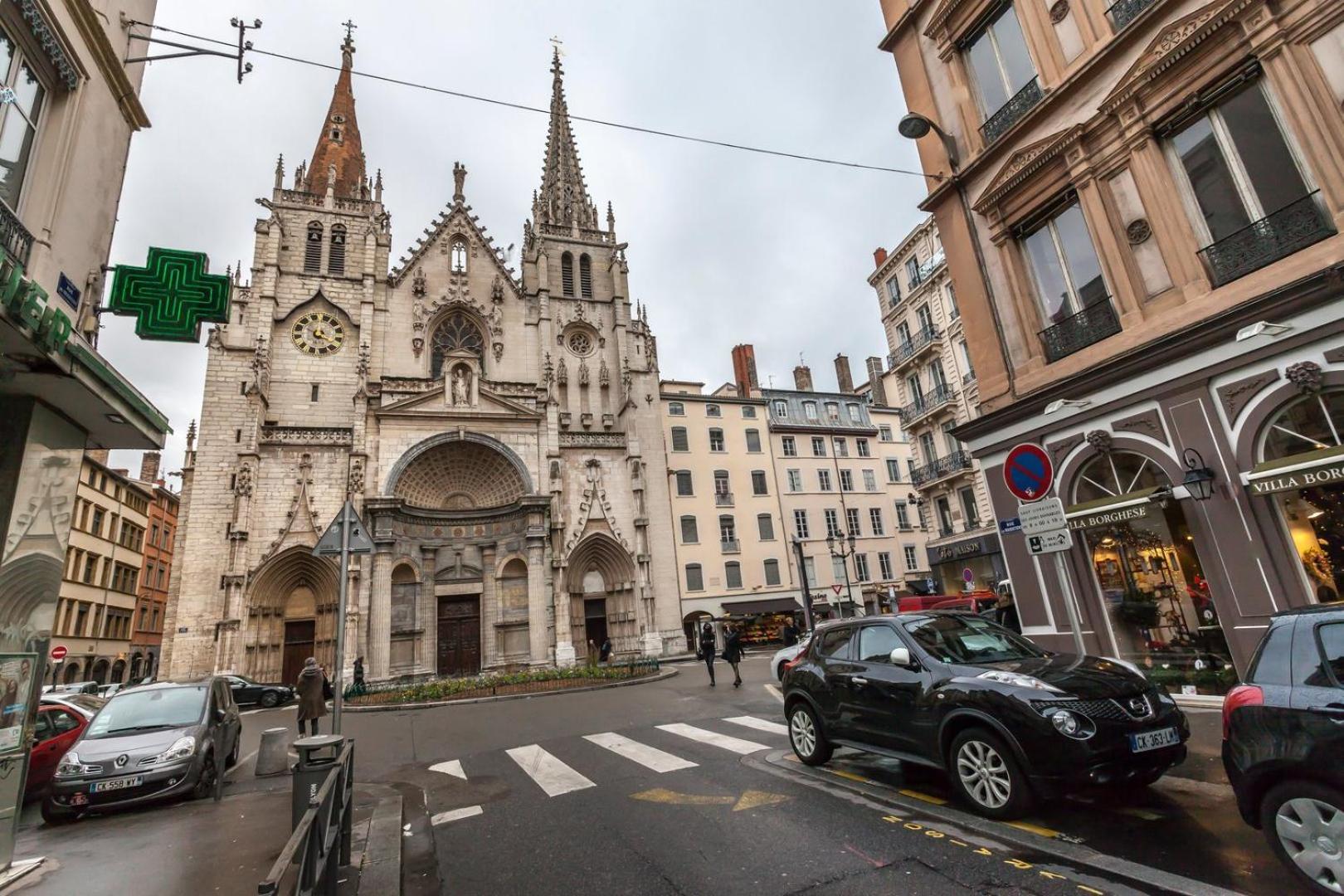 Colombe - Location T2 - Lyon 2 Apartment *