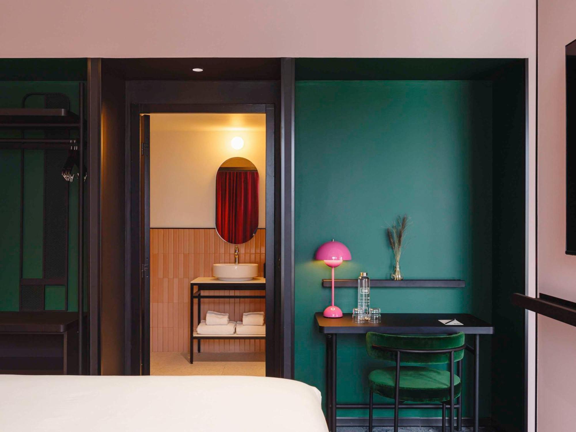 Tribe Croix Rousse Hotel 4*