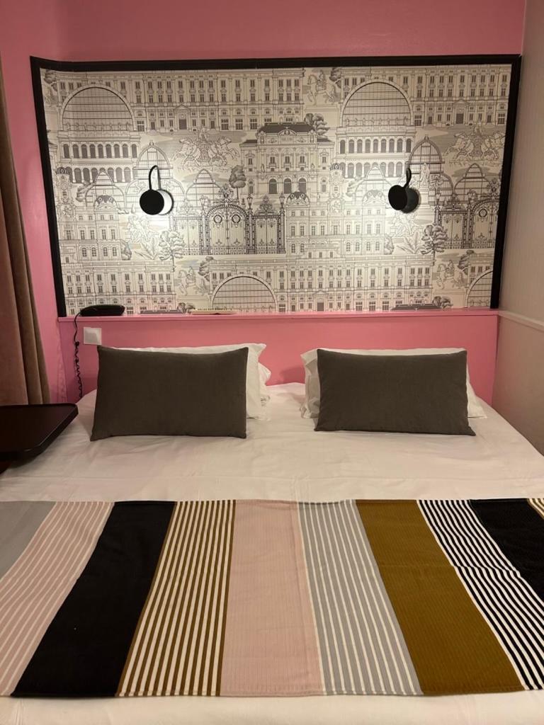 Hotel De La Croix-rousse Lyon