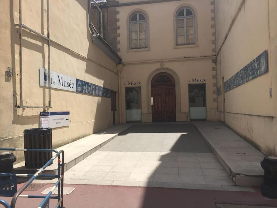 « Le Vieux Lyon » 45 M2 Tt Equipe Clim Appartement