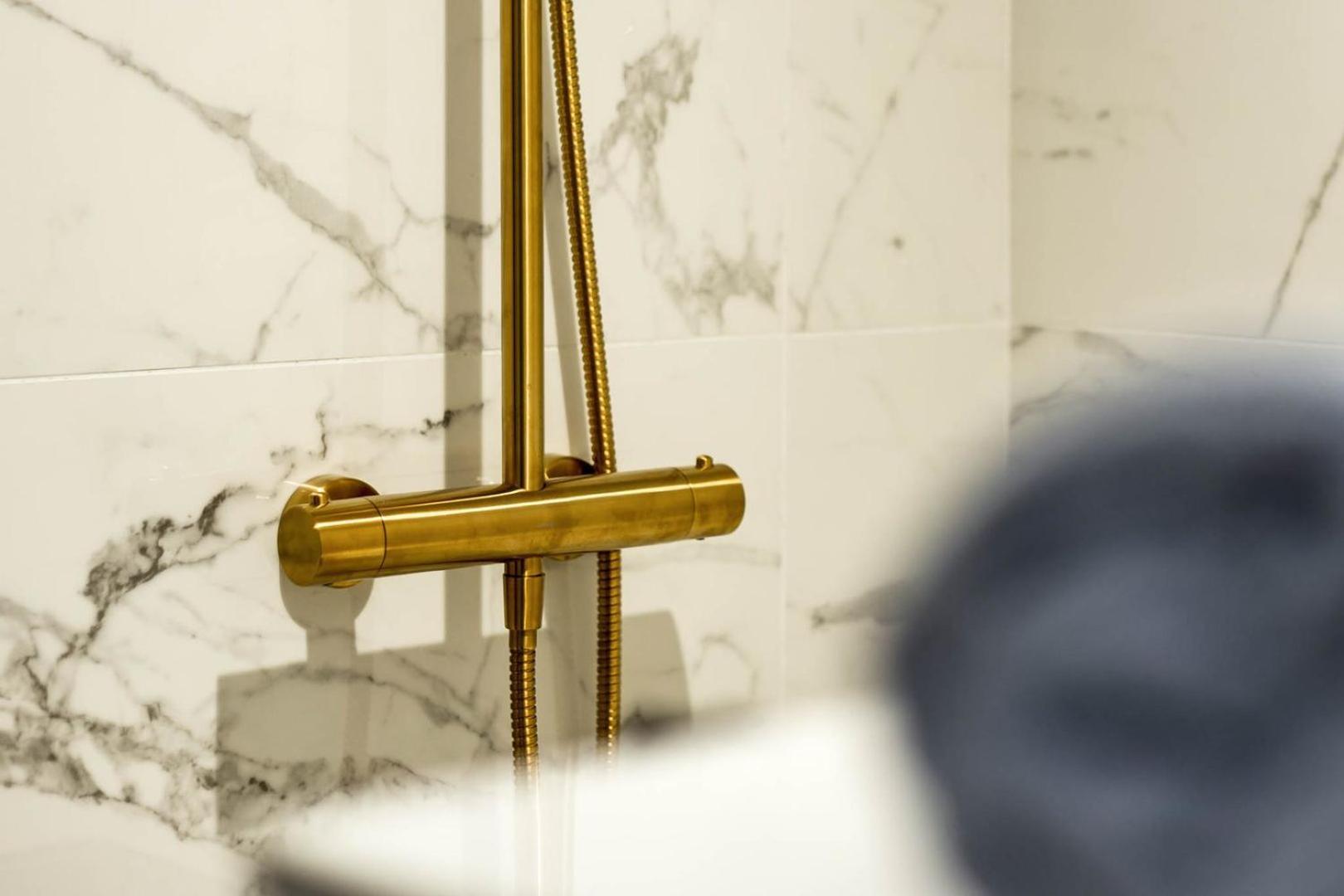 High-end Overlooking The Quays Ail * Lyon