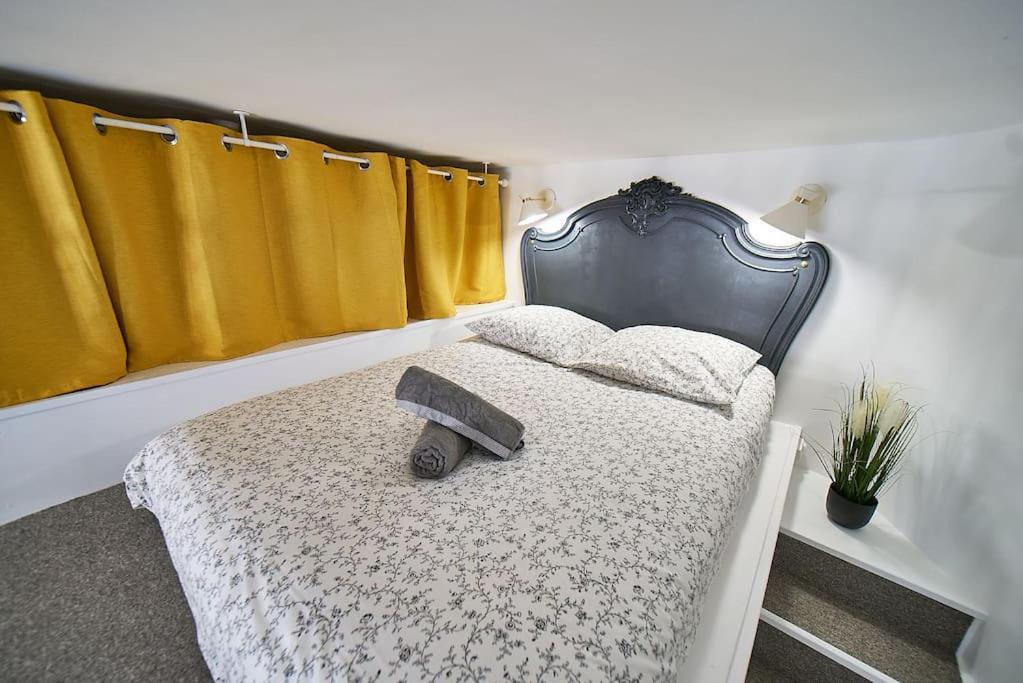 Apartamento Duguesclin Baroque / De Charme
