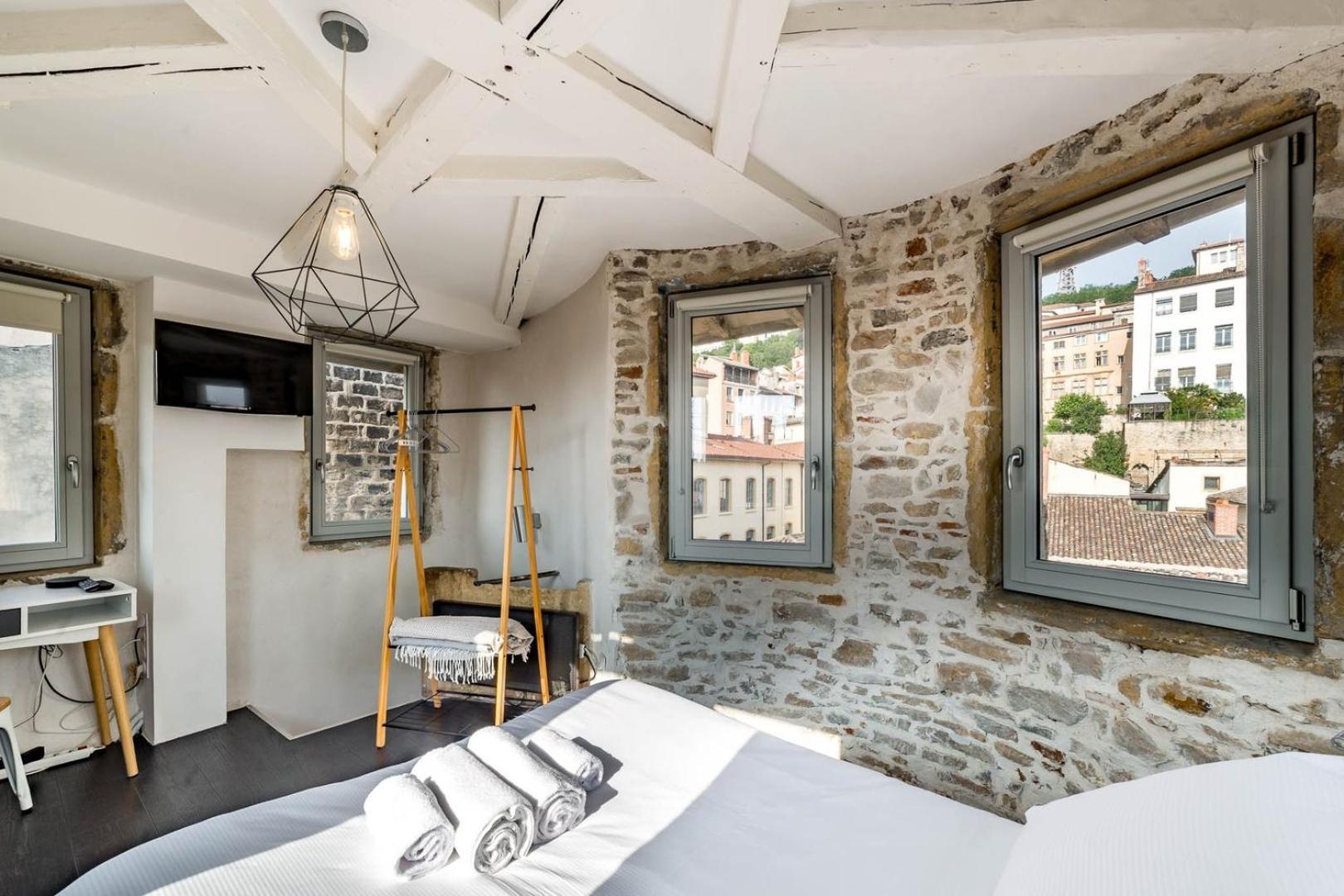 Sky'room - Jacuzzi & Vue - Vieux * Lyon