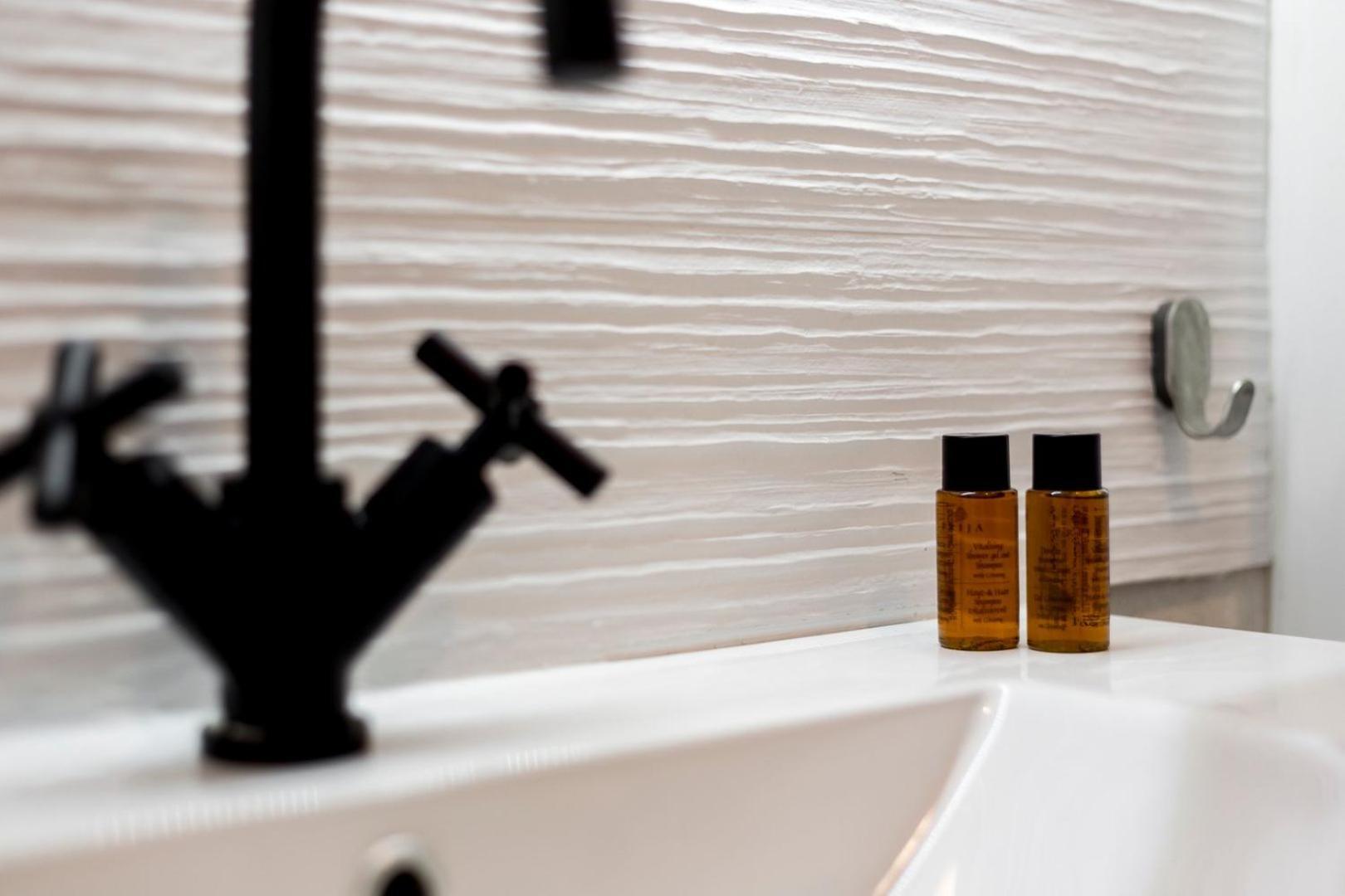 Sky'room - Jacuzzi & Vue - Vieux Apartment