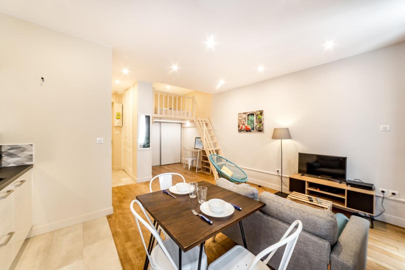 Apartment Cosy Entierement Renove Idealement Place Ail Lyon
