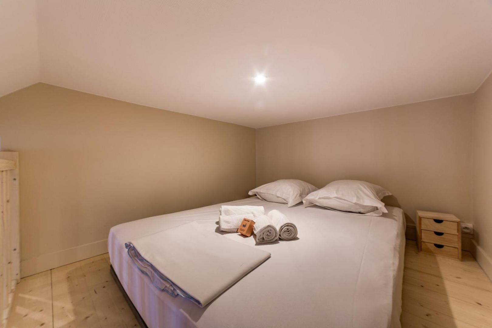 Cosy Entierement Renove Idealement Place Ail Apartment