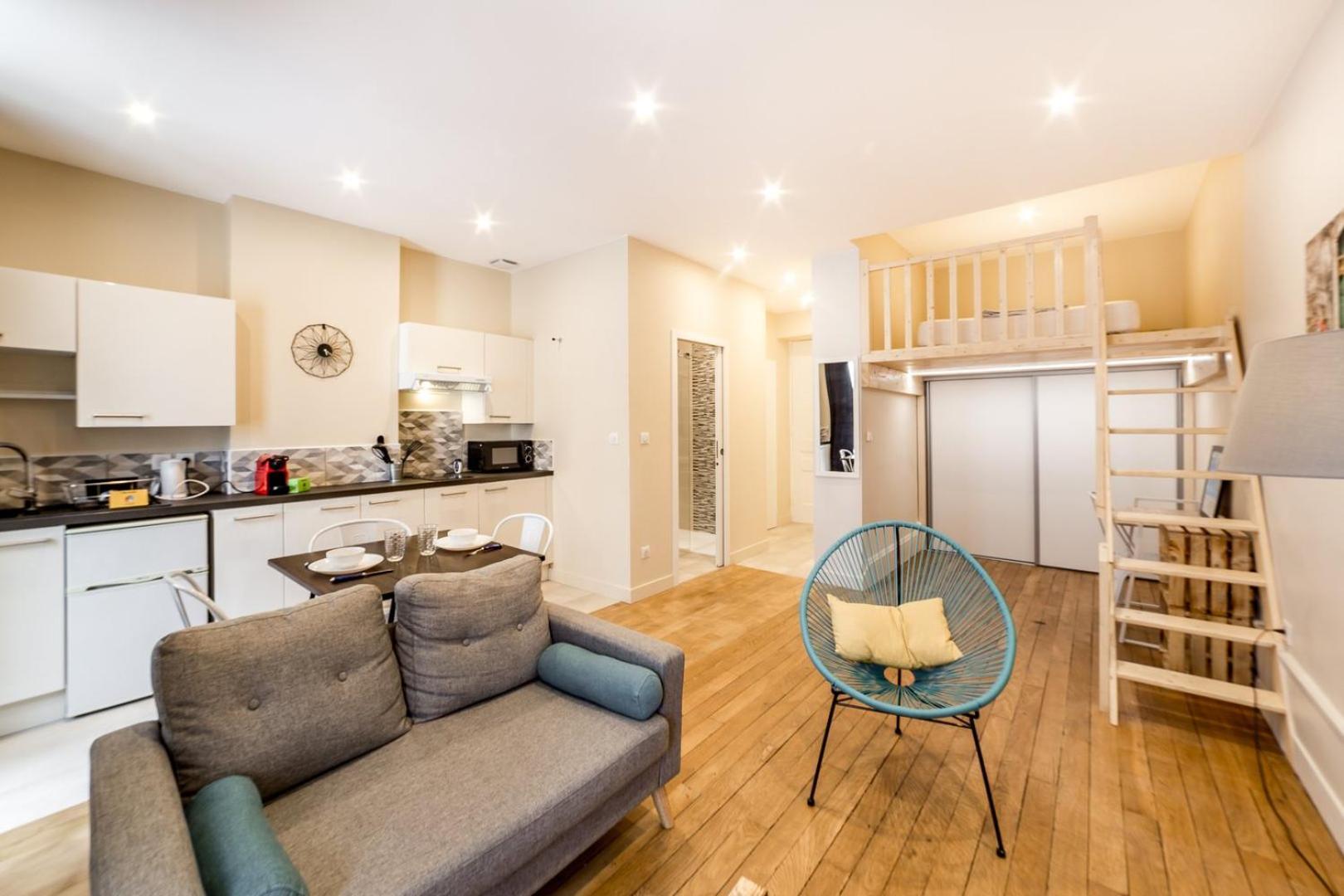 Cosy Entierement Renove Idealement Place Ail Apartment *