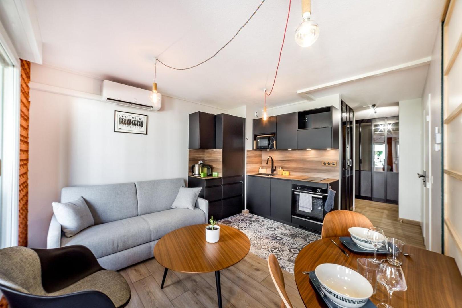 Nouveau Proche Part-dieu Ail Apartment *