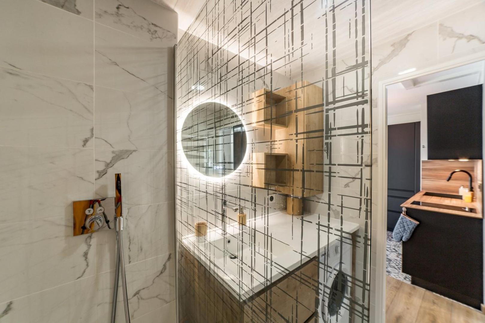 Nouveau Proche Part-dieu Ail Apartment *