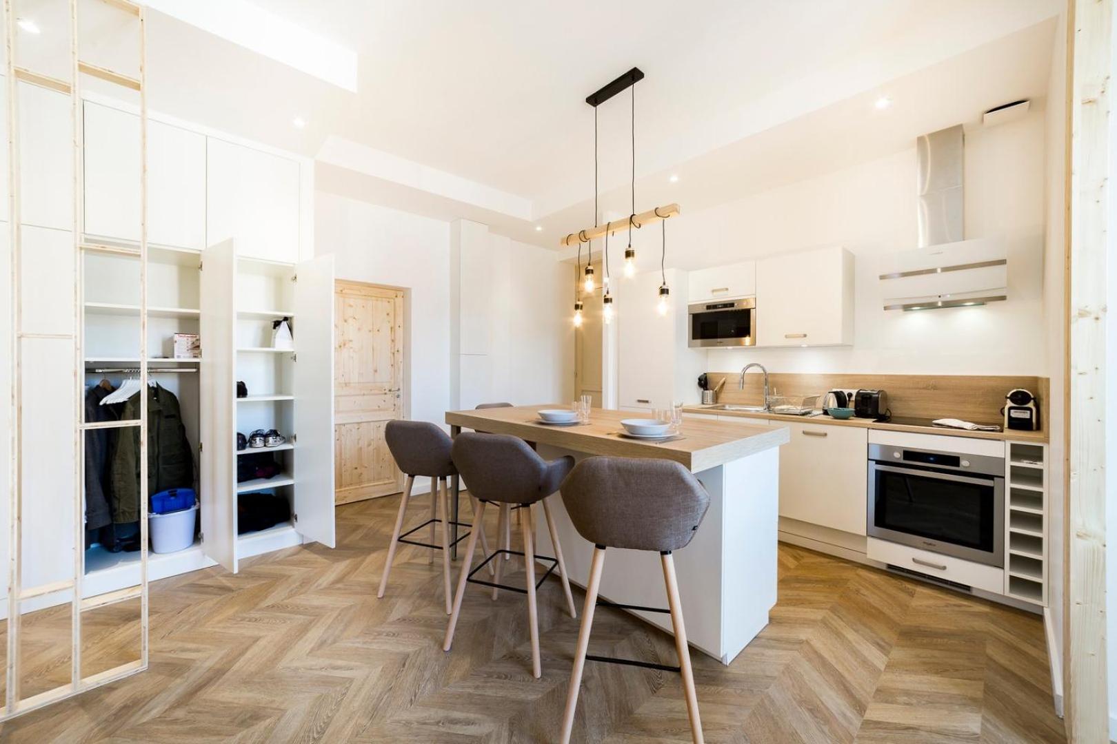 Exceptionnel Et Calme Proche Part-dieu Ail Apartment