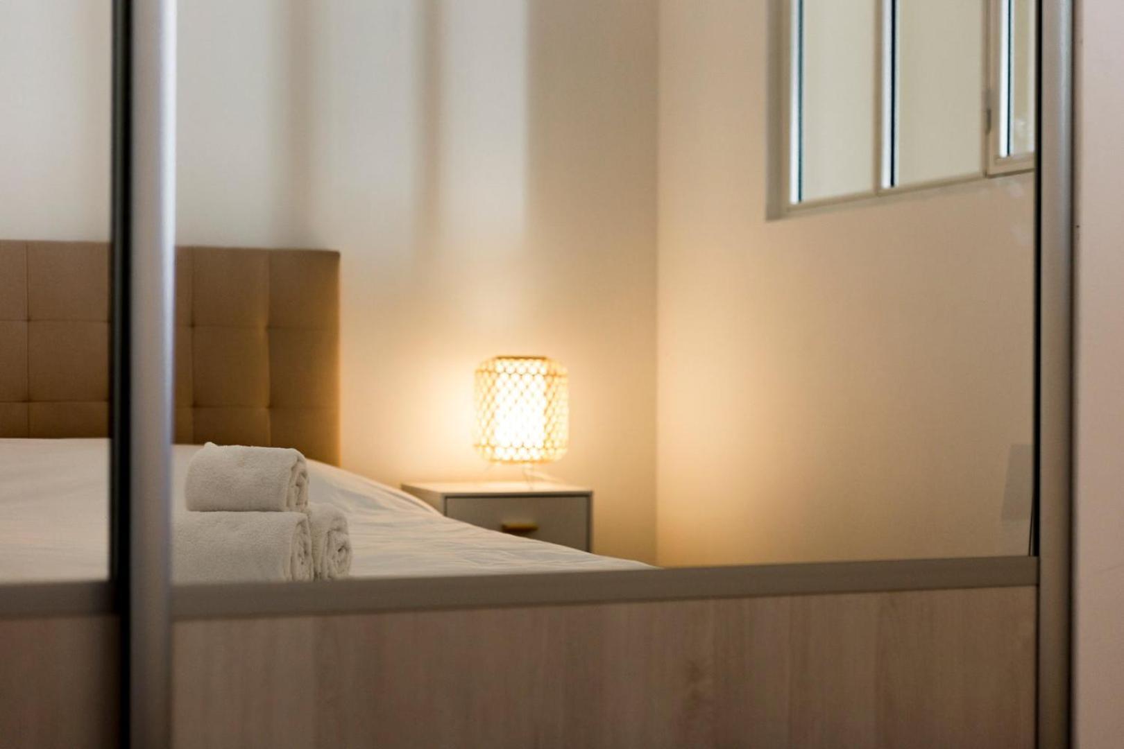 Apartment Exceptionnel Et Calme Proche Part-dieu Ail