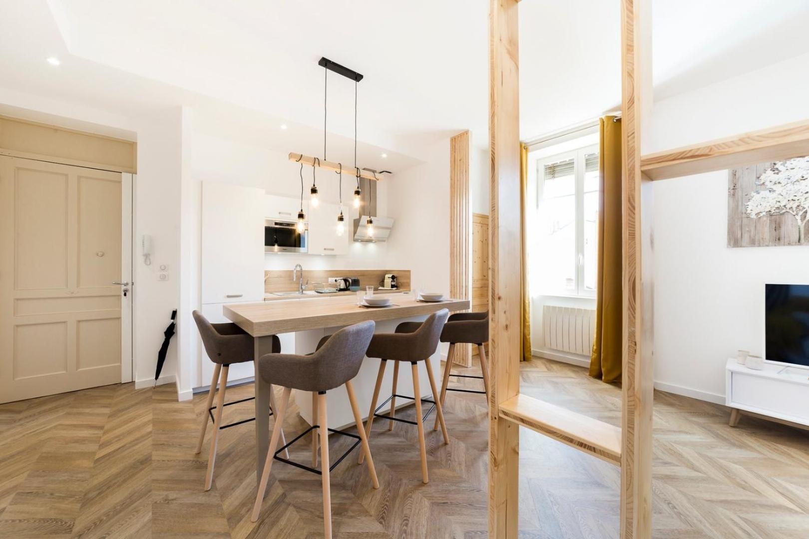 Apartment Exceptionnel Et Calme Proche Part-dieu Ail