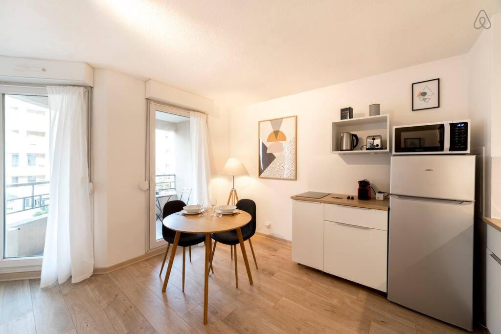 Apartment Part-dieu Cocoon - Quiet - Balcony Ail