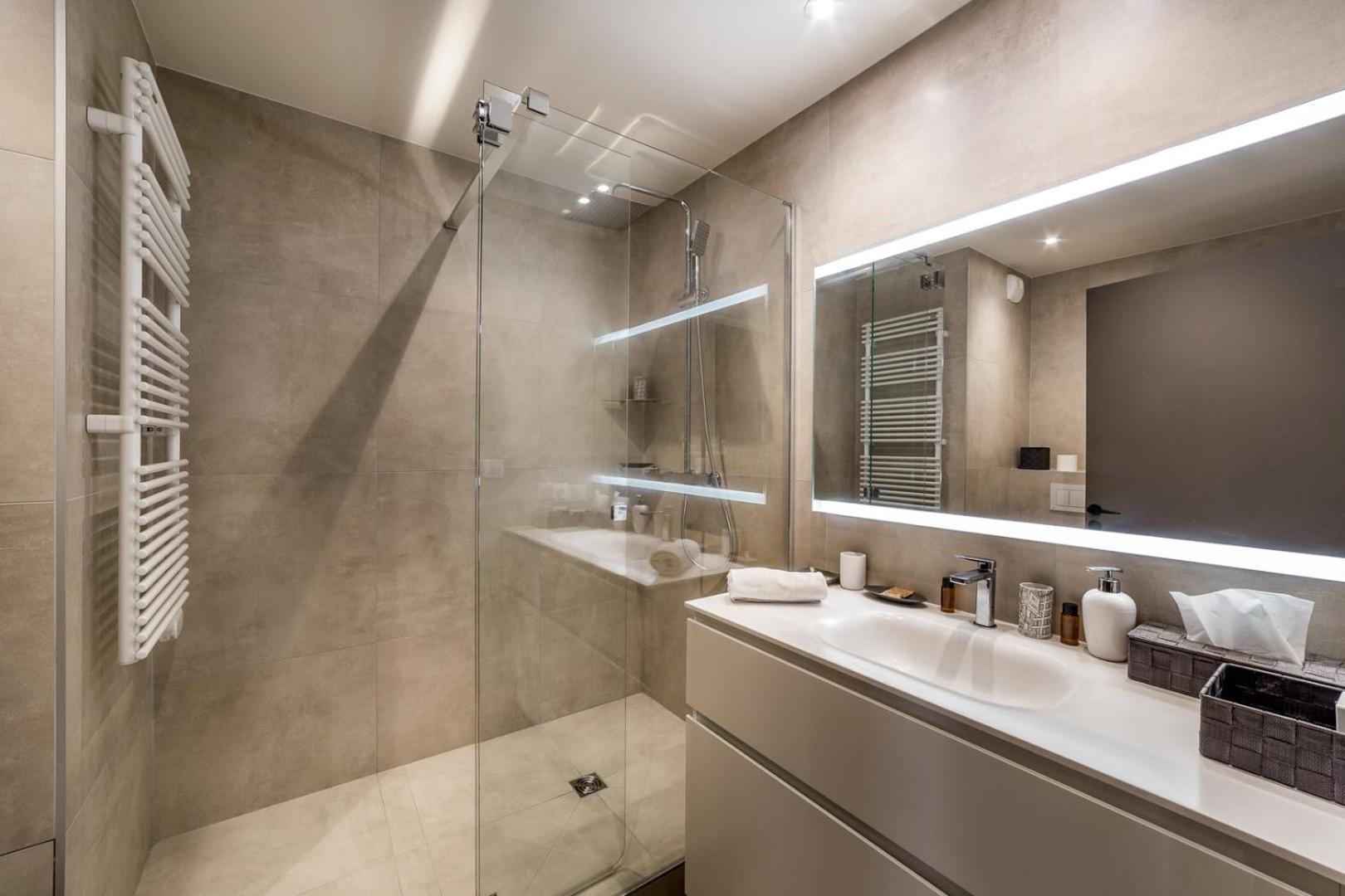 Completely Renovated Near Part-Dieu