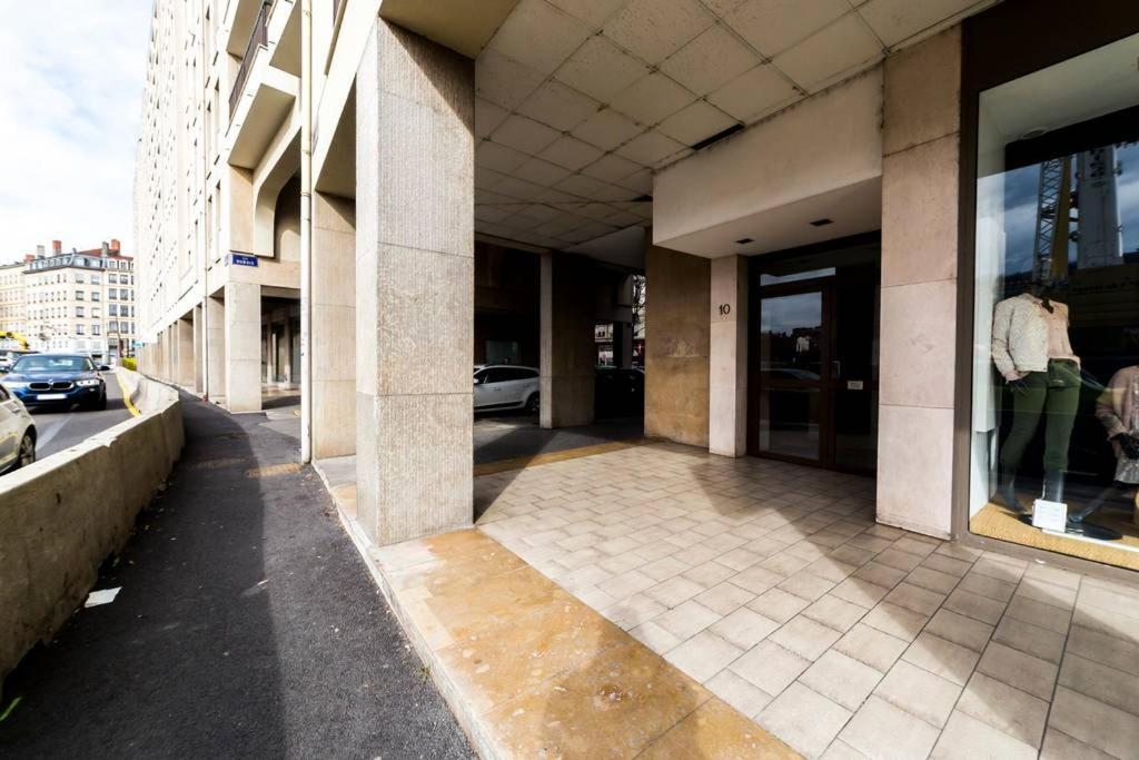 Appartement Hypercentre Avec Vue Sur Le Vieux Ail *