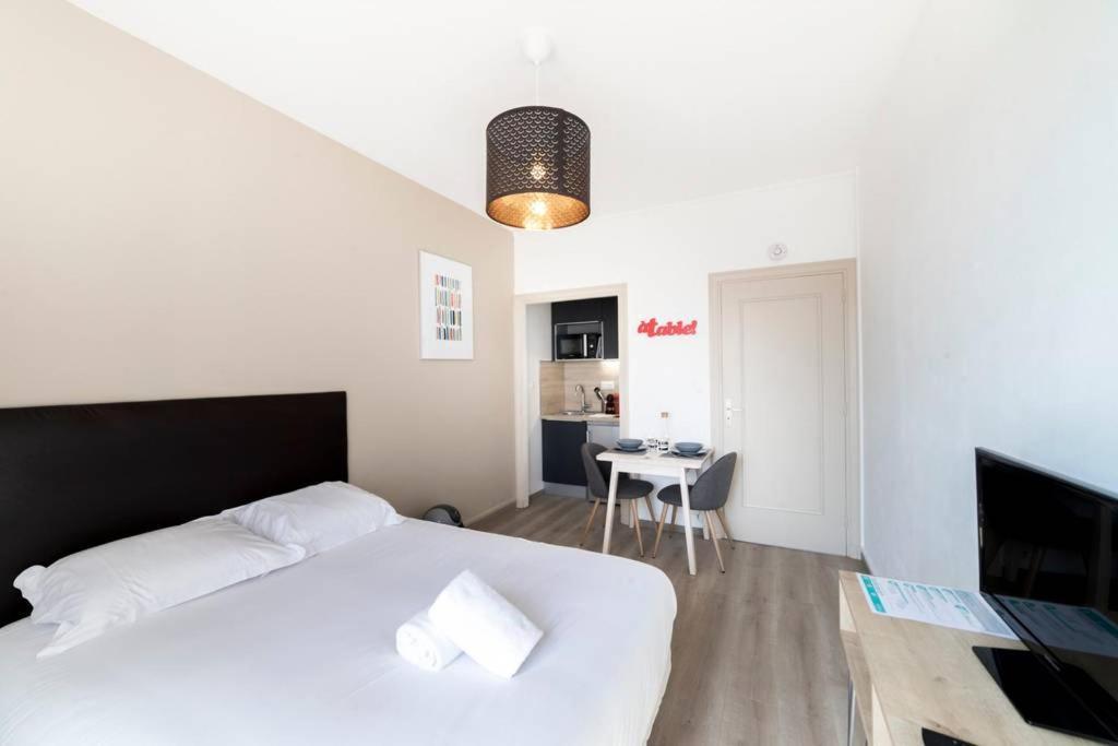Appartement Hypercentre Avec Vue Sur Le Vieux Ail
