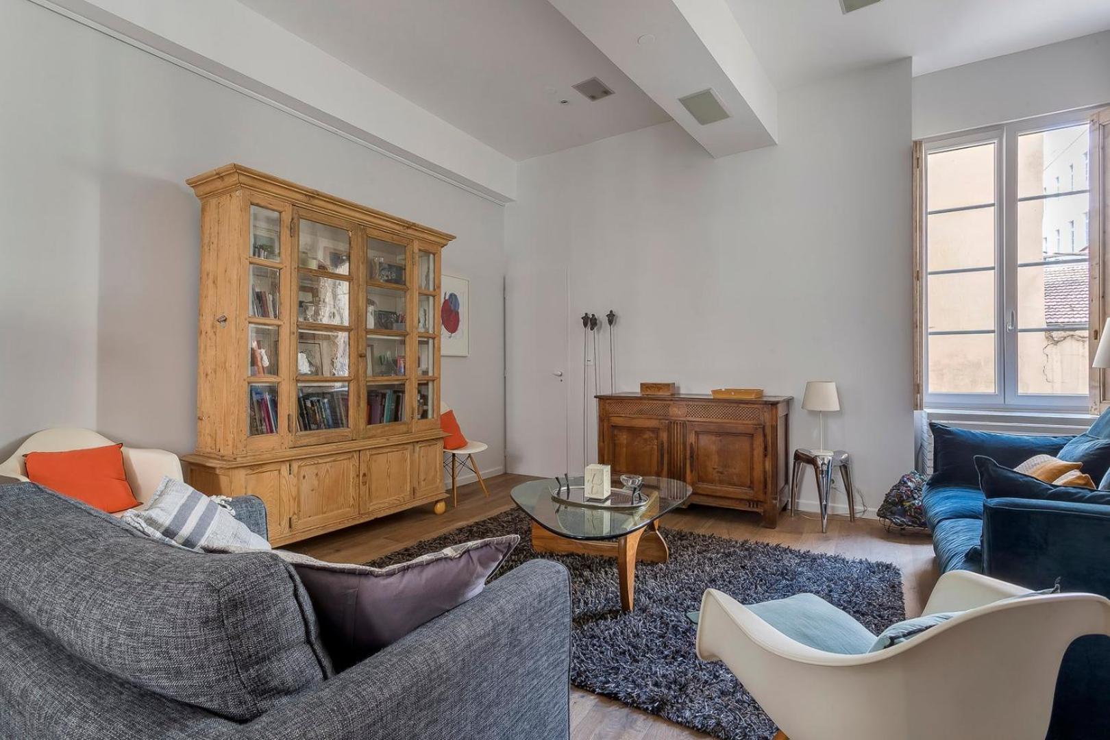 Le Sainte-hélène - 50m2 - Vidéo-pro - Cinéma *