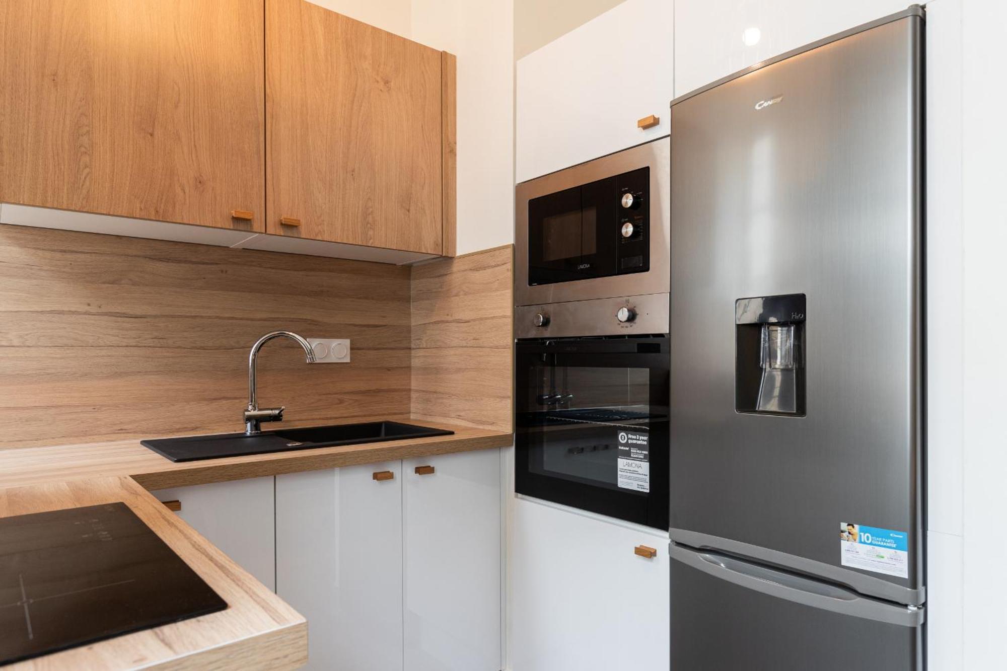 Apartment Dify Berthelot - Jean Mace *