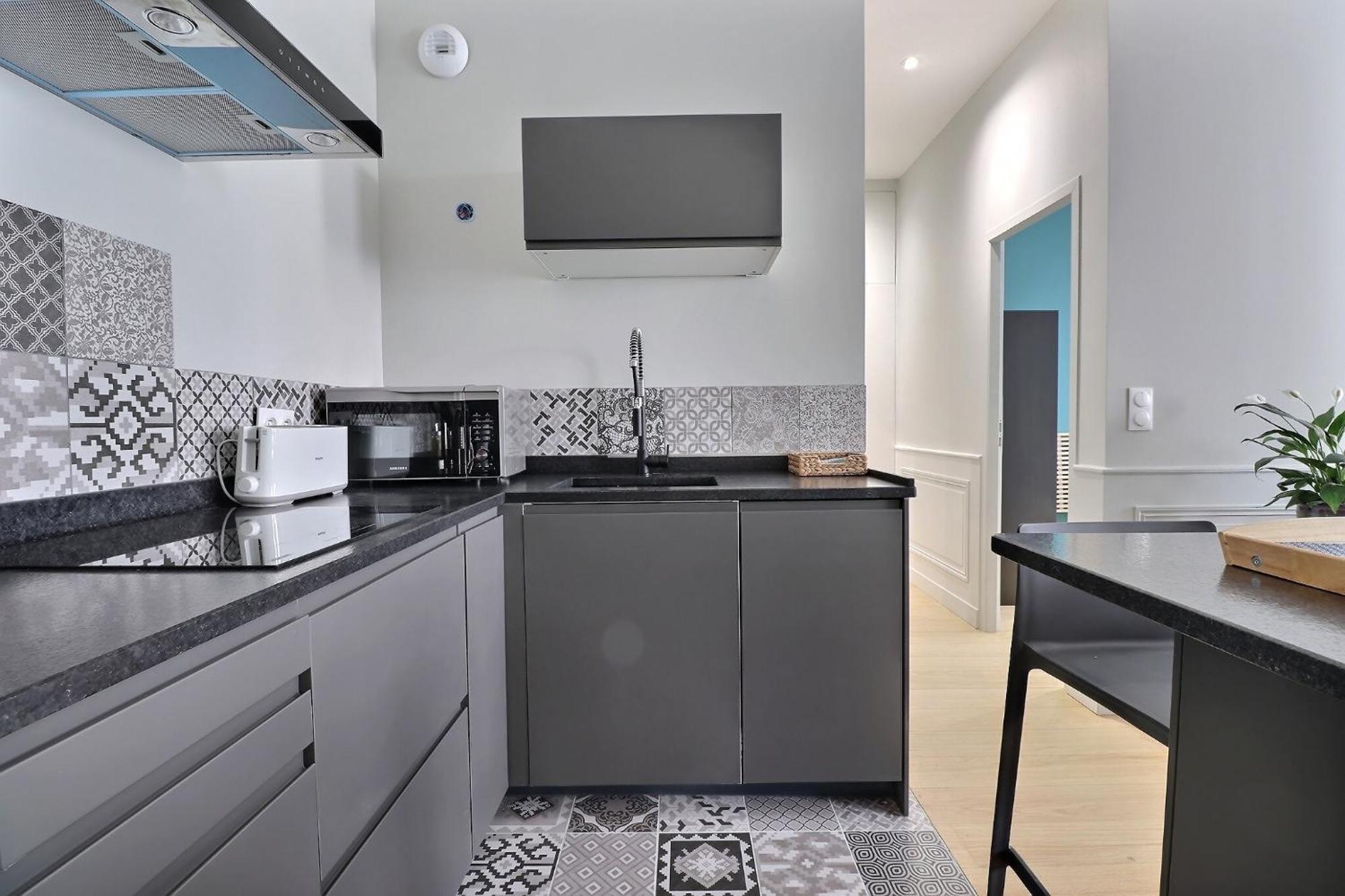 Apartamento De Standing Pour 6 Refait A Neuf Lyon