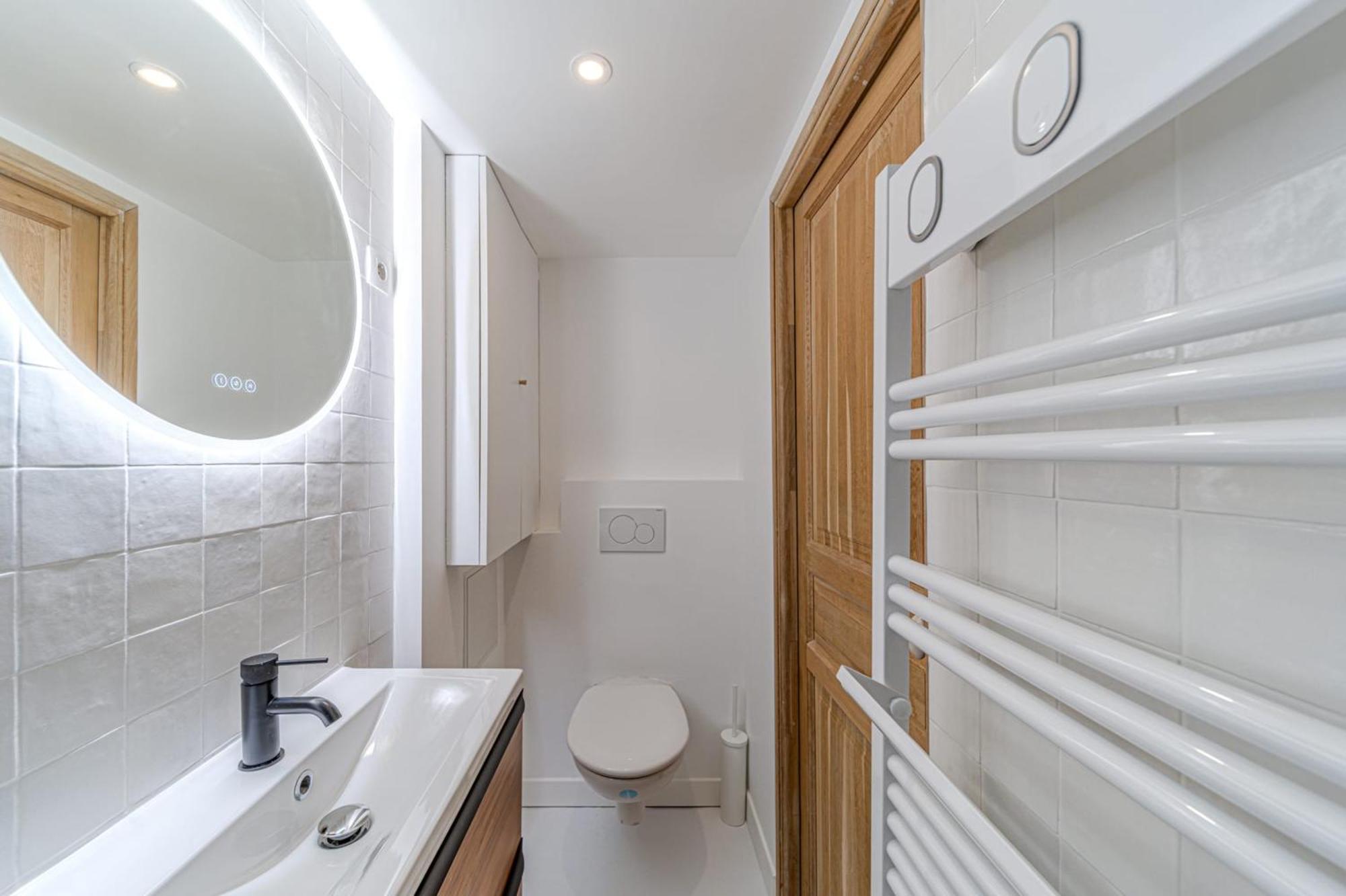 Charming Renovated Pied-a-terre Saxe Gambetta Apartment Lyon