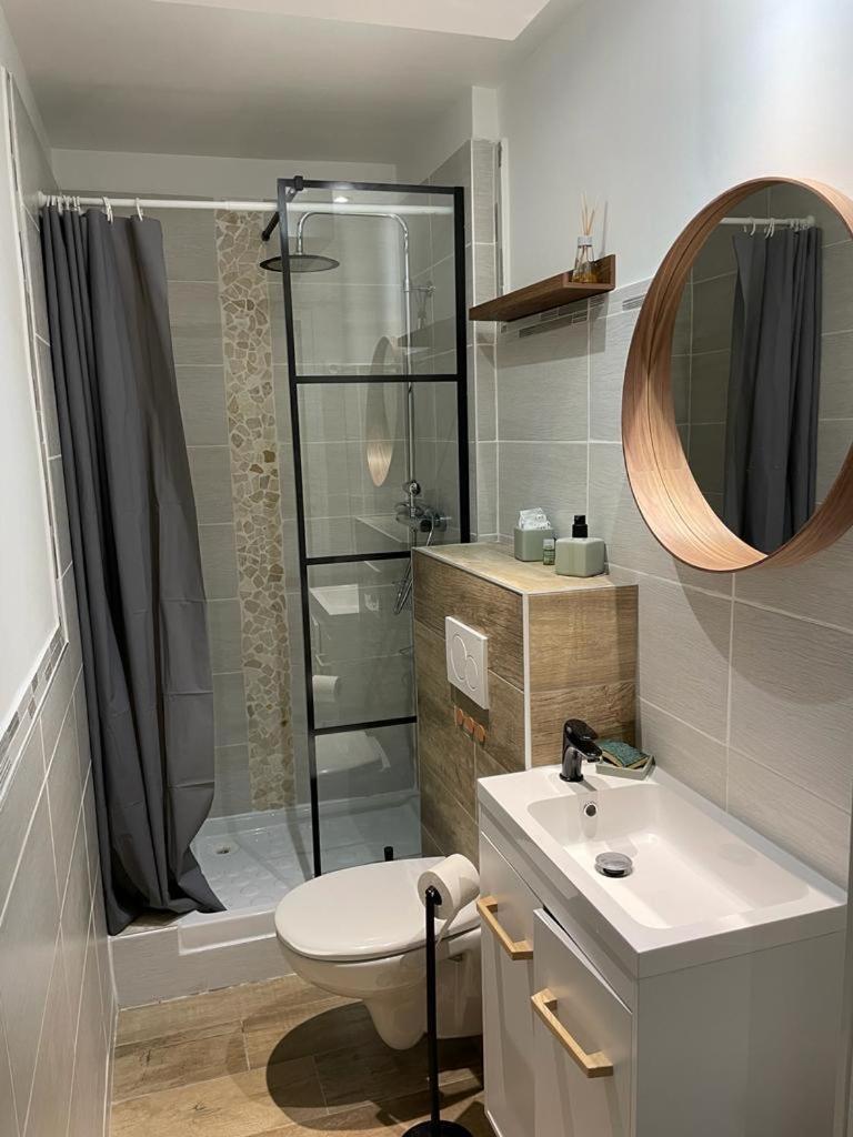 The Place To Be 7 * Lyon