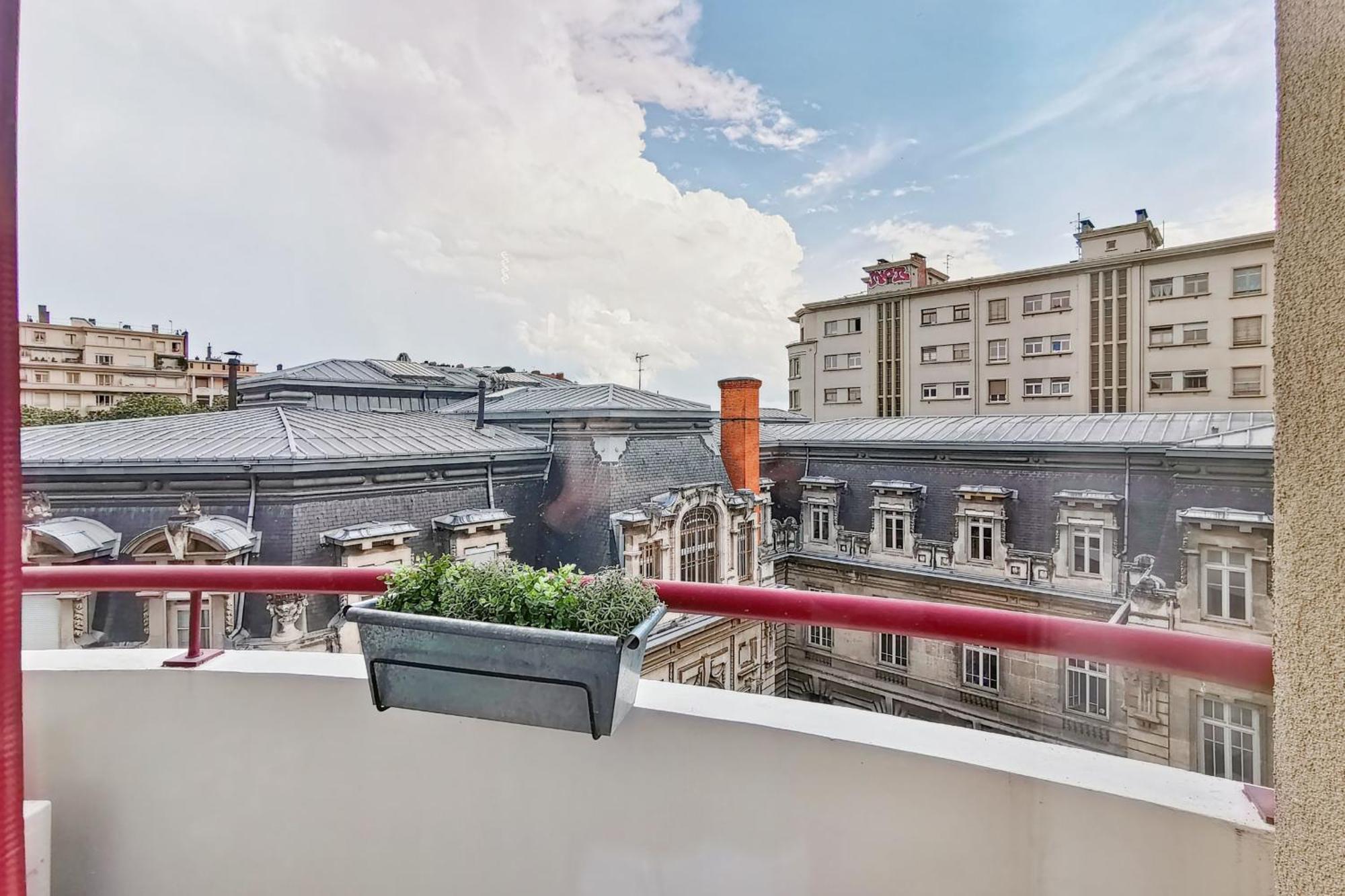 Apartment Charming In The Centre Of *
