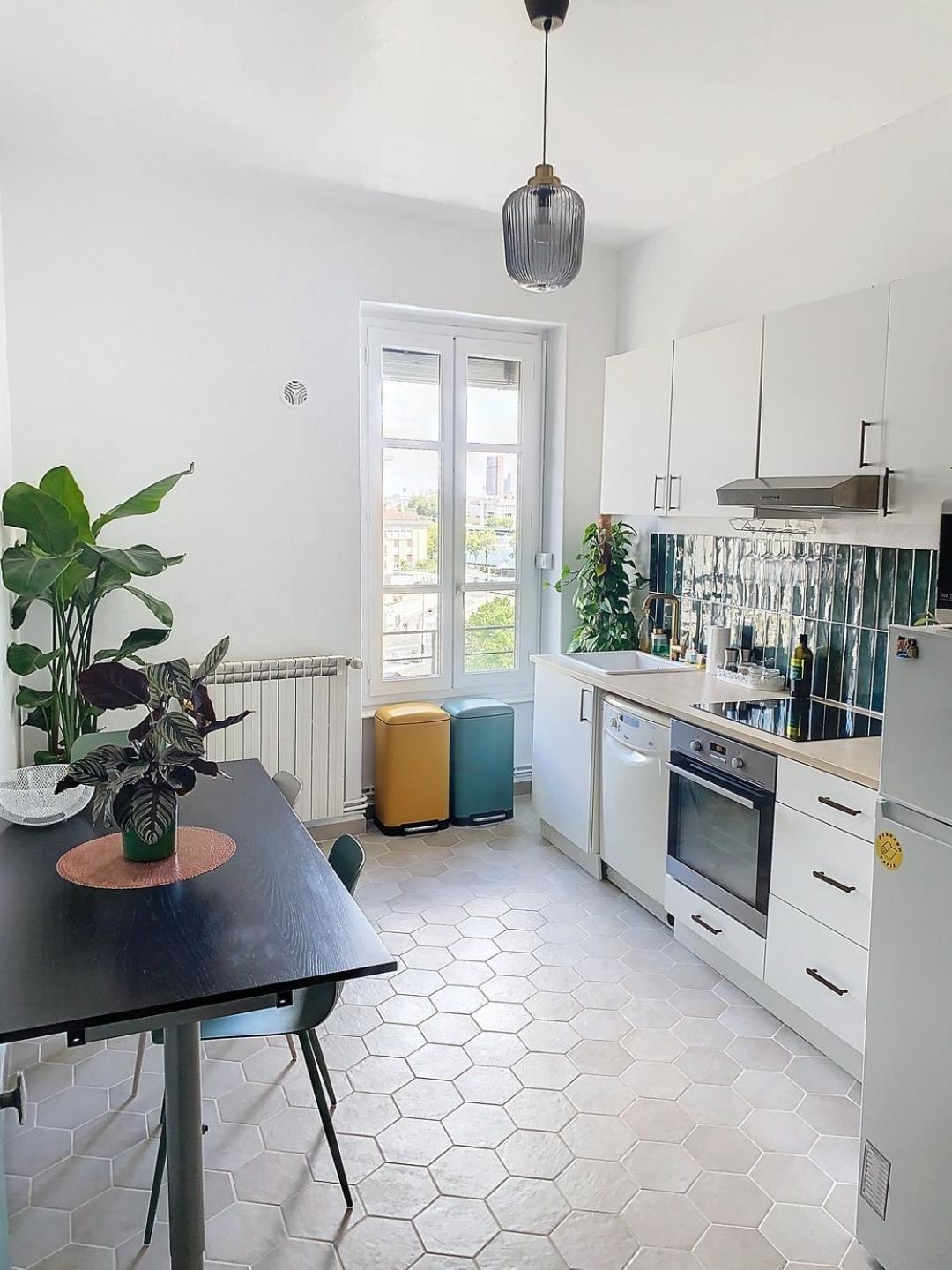Spacieux T3 80m2 Plein Centre Presque Ile ! *