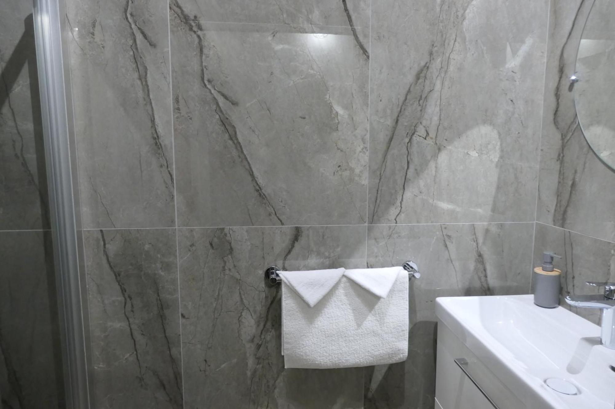 Presqu'ile Saint Nizier Coeur De Classe 4* Appartement *