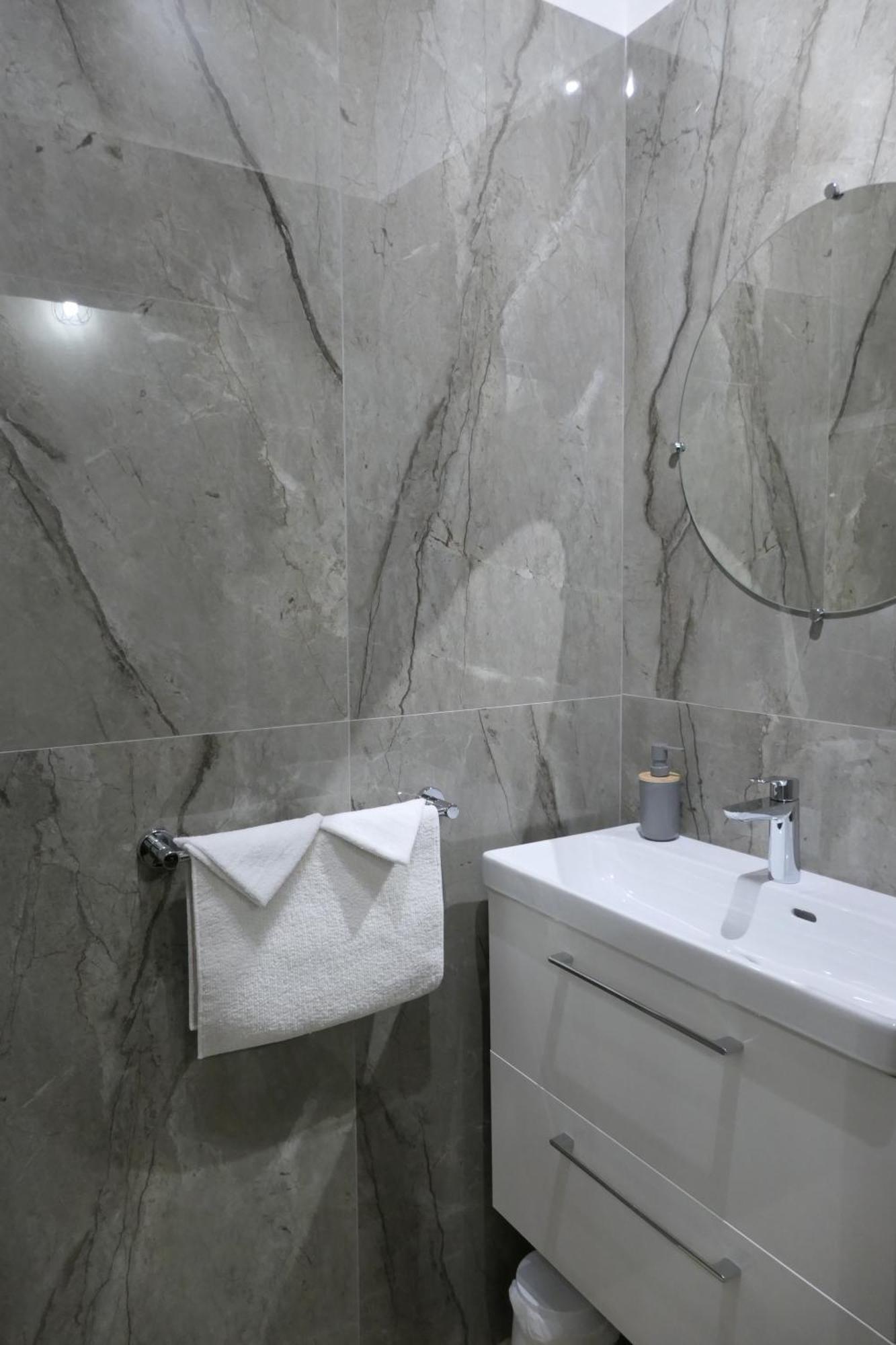 Presqu'ile Saint Nizier Coeur De Classe 4* Appartement