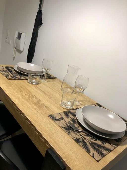 Cosy, Lyon, Avec Garage Prive Apartment *